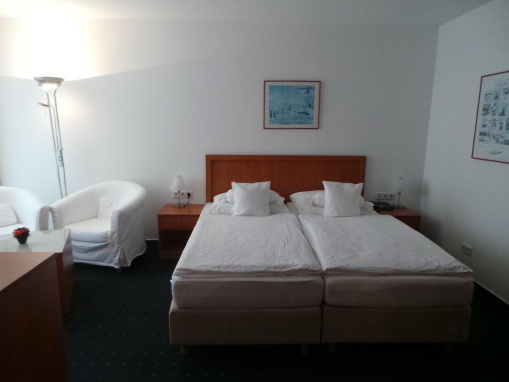 Hotel Haus Köbesine Juist Zimmer foto